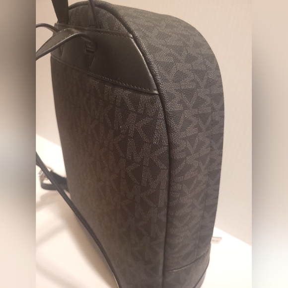 MICHAEL KORS Morgan Signature Backpack Admiral Canvas - Picture 4 of 9